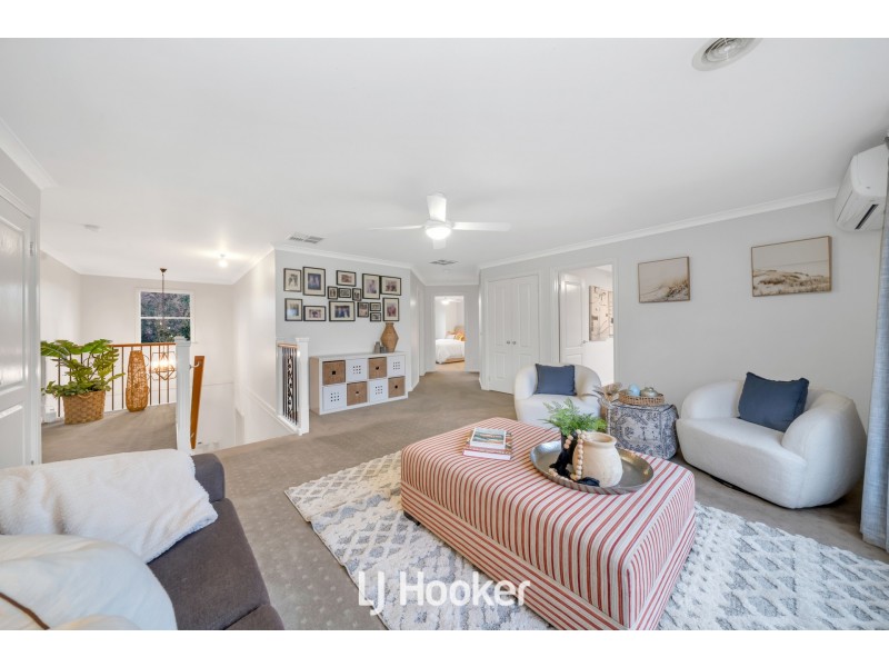 16 Mandurah Chase, Berwick VIC 3806