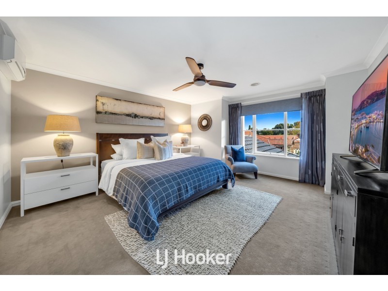 16 Mandurah Chase, Berwick VIC 3806