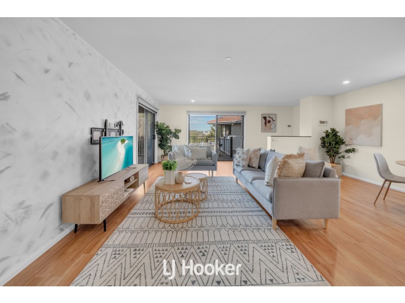 23-24 Waterford Close, Narre Warren North VIC 3804