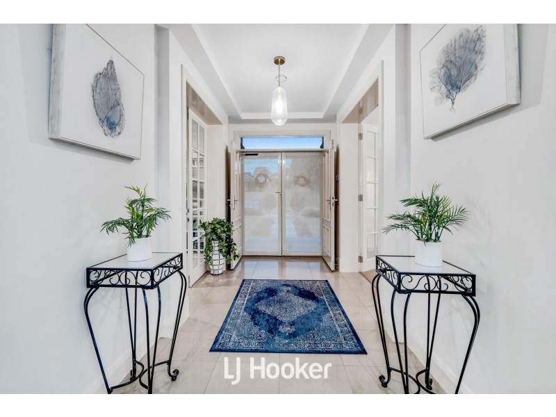 17-18 Hilton Court, Narre Warren North VIC 3804