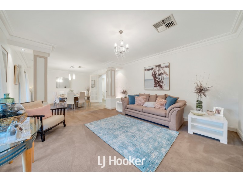 17-18 Hilton Court, Narre Warren North VIC 3804