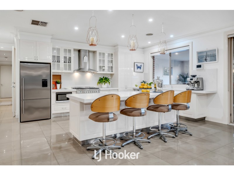 17-18 Hilton Court, Narre Warren North VIC 3804