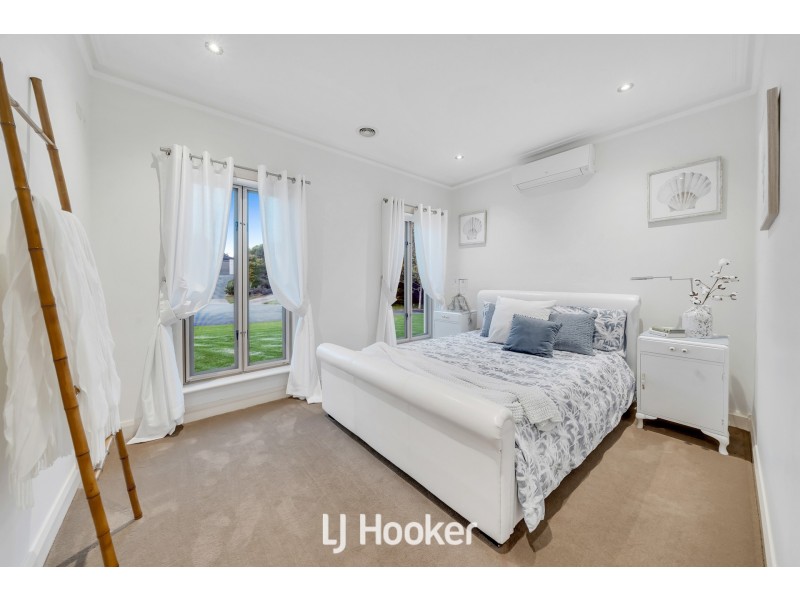 17-18 Hilton Court, Narre Warren North VIC 3804