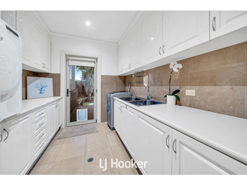 17-18 Hilton Court, Narre Warren North VIC 3804