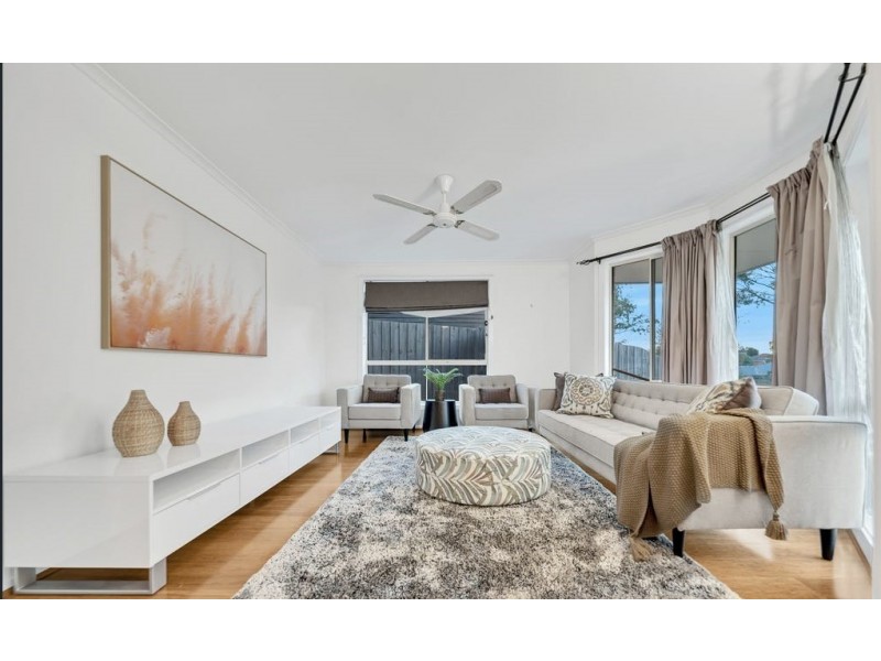 31 Lawrence Drive, Berwick VIC 3806