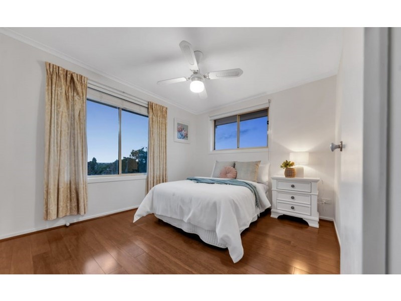 31 Lawrence Drive, Berwick VIC 3806