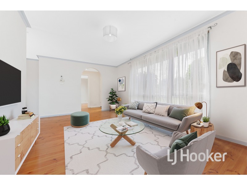 33 John Fawkner Drive, Endeavour Hills VIC 3802