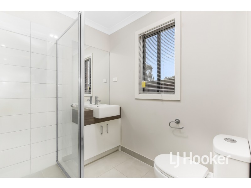 4 Green Gully Road, Clyde VIC 3978