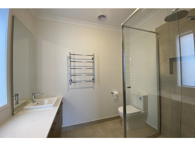 161 Carnival Boulevard, Berwick VIC 3806