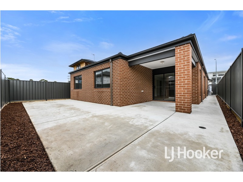 161 Carnival Boulevard, Berwick VIC 3806