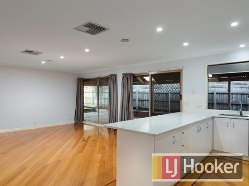 5 Jason Close, Berwick VIC 3806