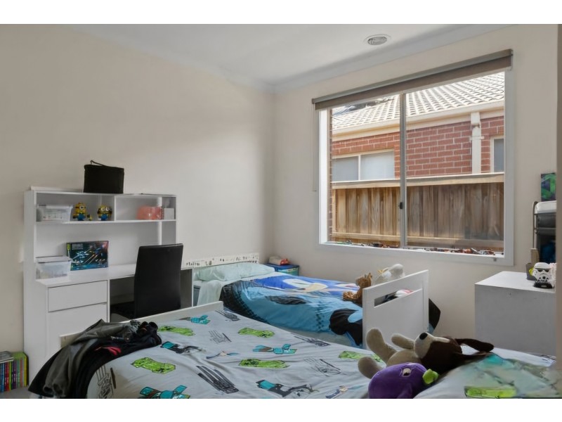 11 Gooseberry Mews, Berwick VIC 3806