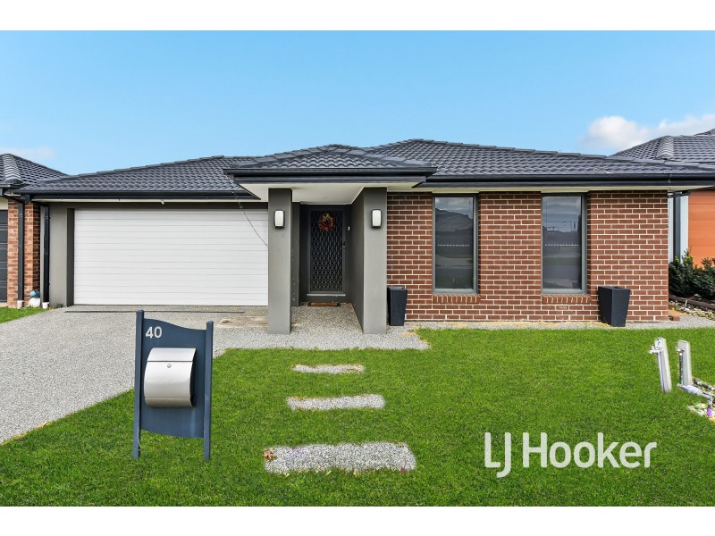 40 Plymouth Boulevarde, Clyde VIC 3978
