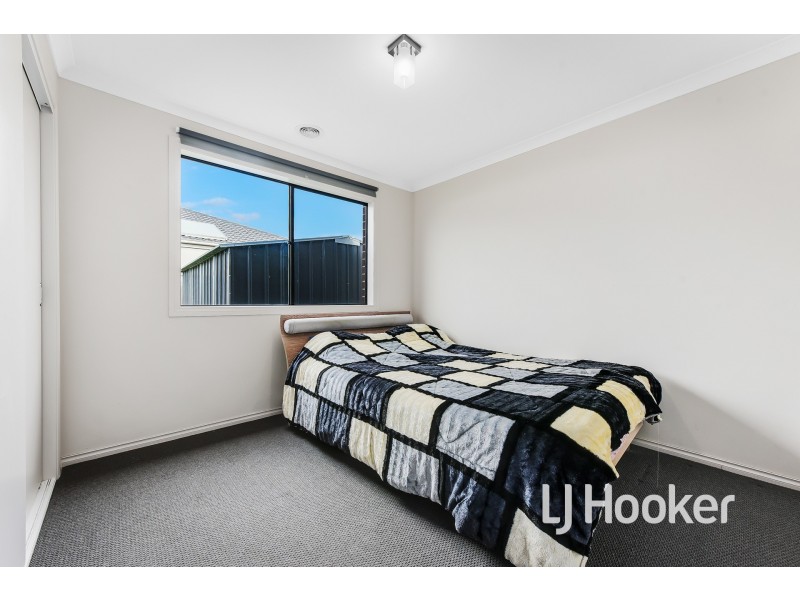 40 Plymouth Boulevarde, Clyde VIC 3978