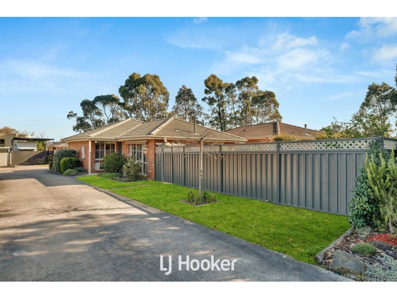1/15 Florence Avenue, Berwick VIC 3806