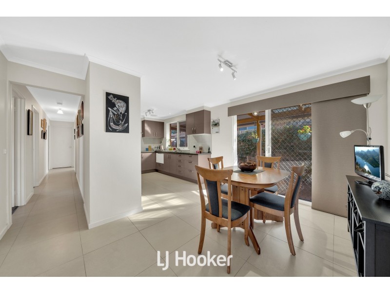 1/15 Florence Avenue, Berwick VIC 3806