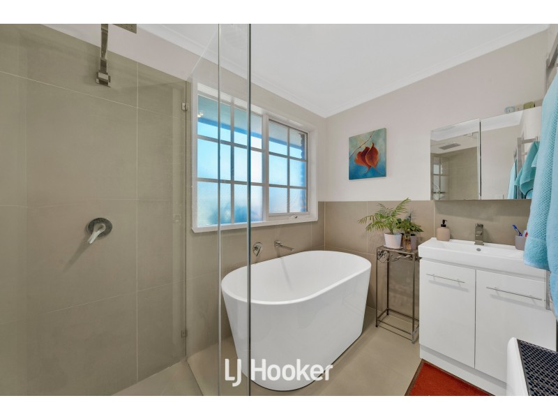 1/15 Florence Avenue, Berwick VIC 3806