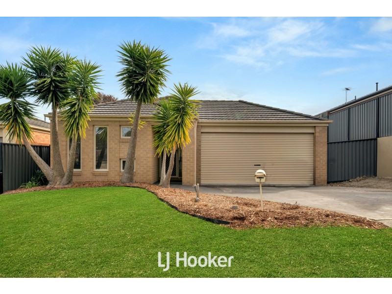 7 Huron Parkway, Pakenham VIC 3810