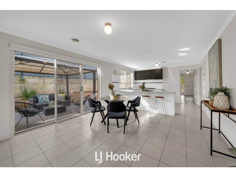 7 Huron Parkway, Pakenham VIC 3810