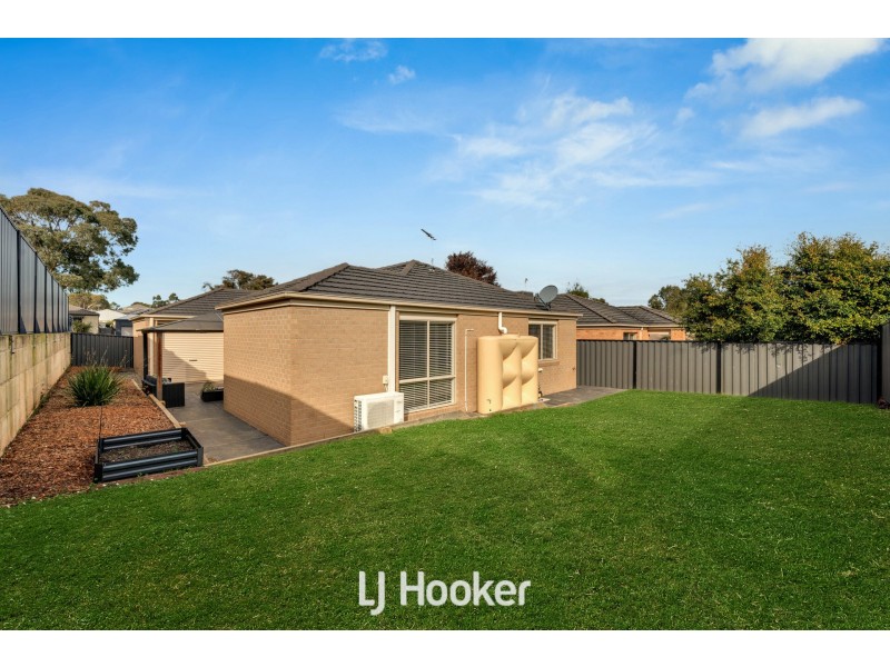 7 Huron Parkway, Pakenham VIC 3810