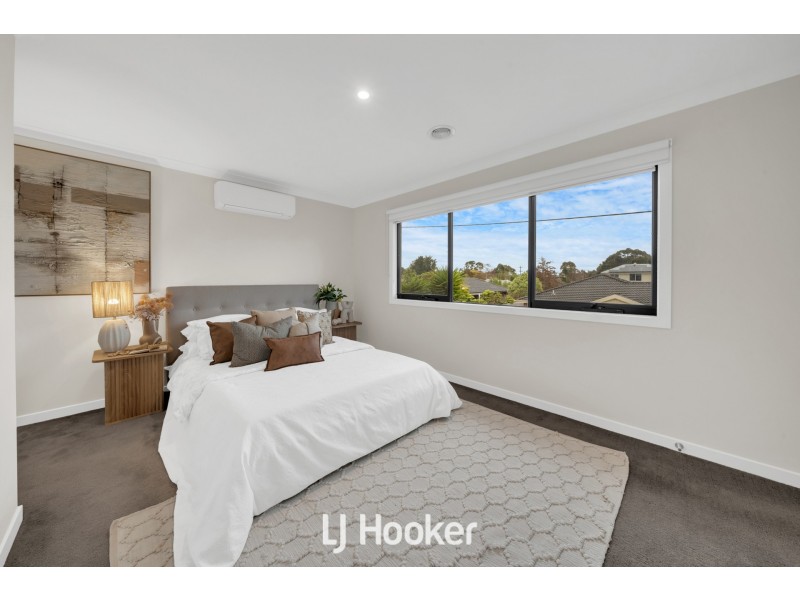 1/6 Railway Avenue, Beaconsfield VIC 3807