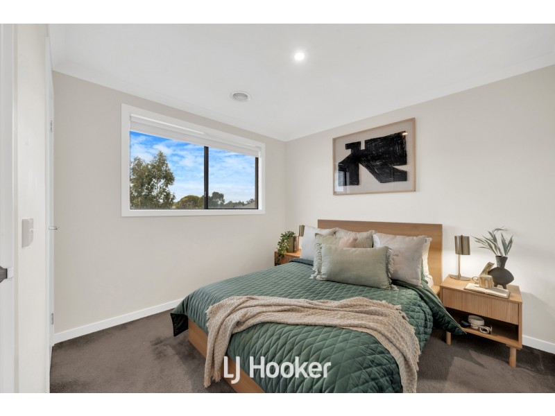 1/6 Railway Avenue, Beaconsfield VIC 3807