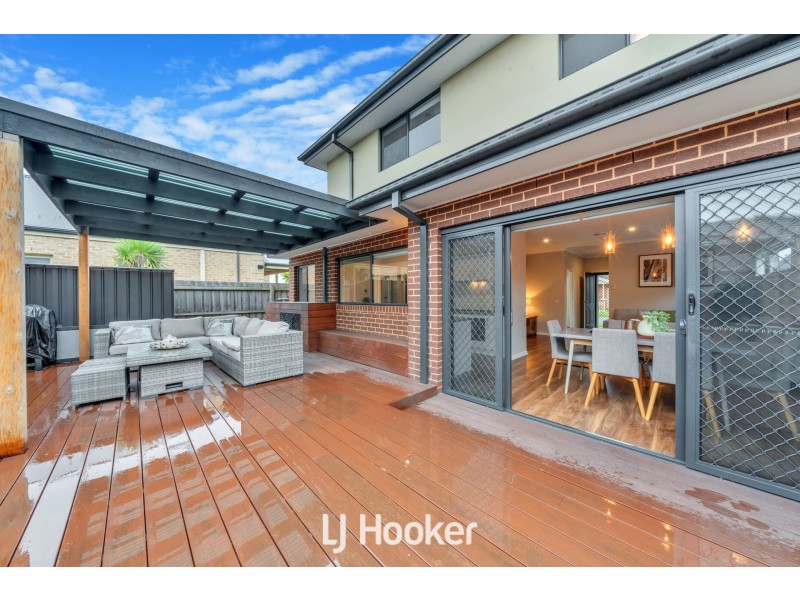 1/6 Railway Avenue, Beaconsfield VIC 3807