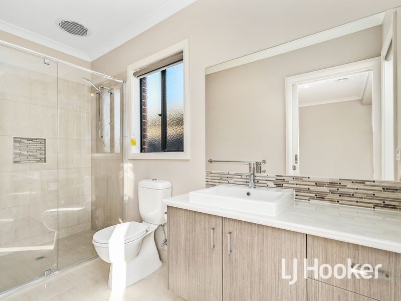 22 Verdant Avenue, Officer VIC 3809