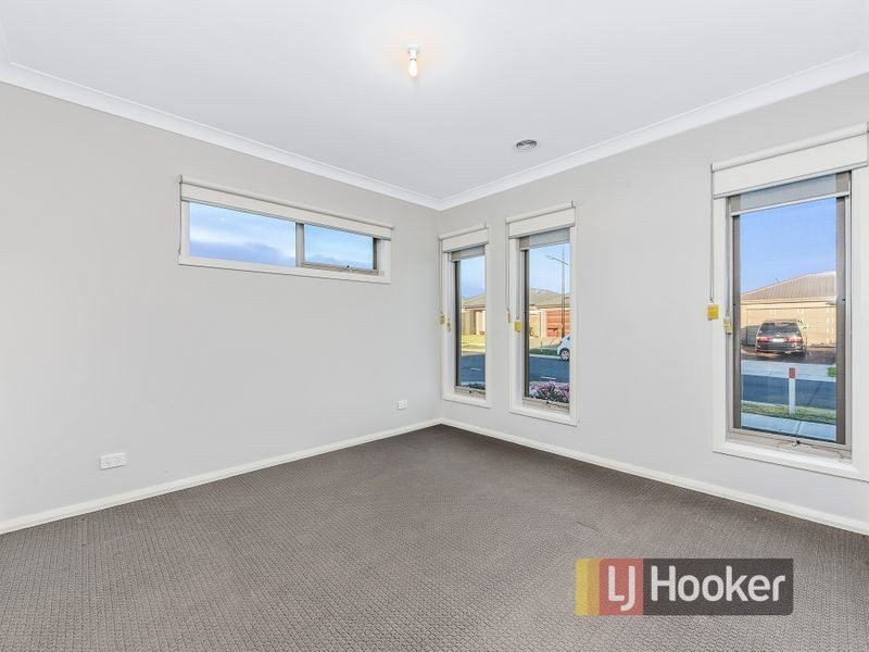 10 Jersey Crescent, Officer VIC 3809