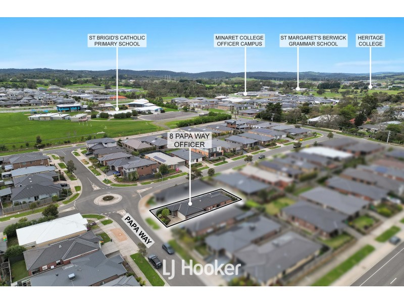 8 Papa Way, Officer VIC 3809