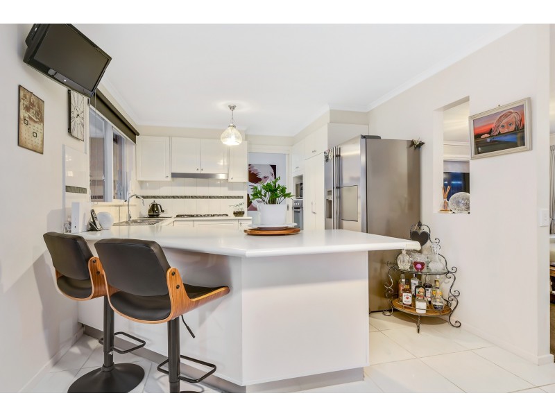 58 Collins Crescent, Berwick VIC 3806