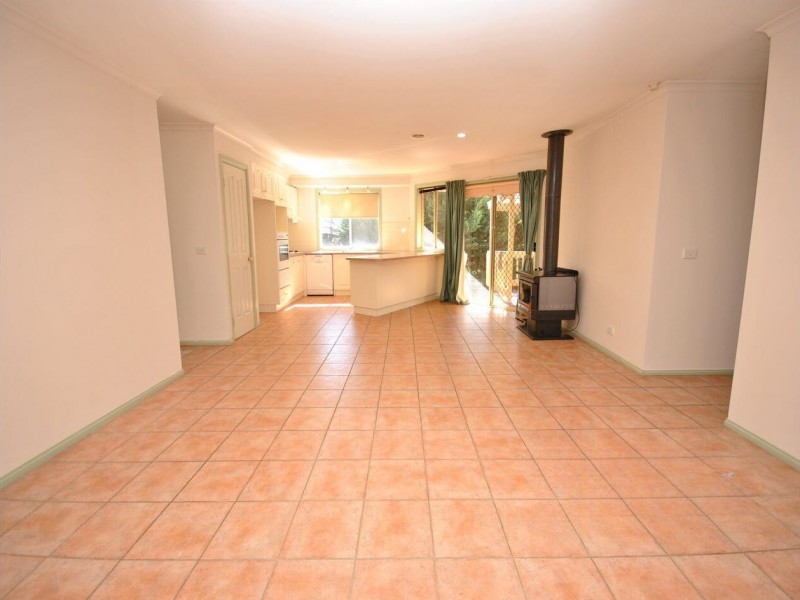 23 Innes Court, Berwick VIC 3806