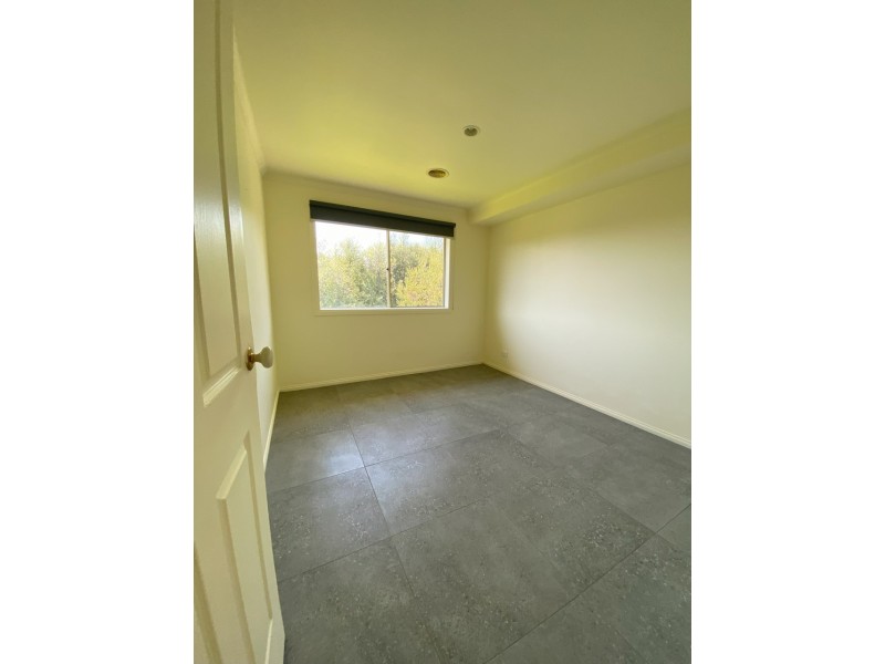 23 Innes Court, Berwick VIC 3806