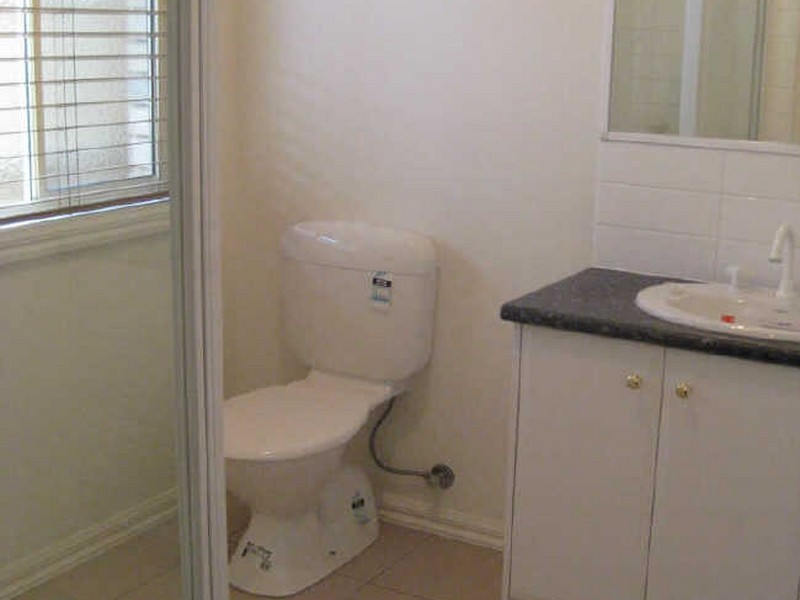 1/42 Gardiner Street, Berwick VIC 3806