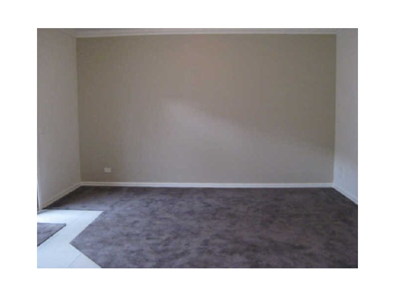 1/42 Gardiner Street, Berwick VIC 3806