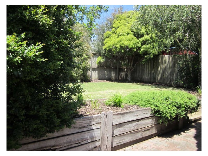 7A Messmate Court, Berwick VIC 3806