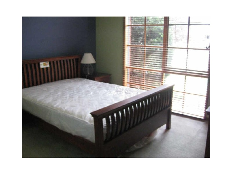 9 Pinnacle Place, Berwick VIC 3806