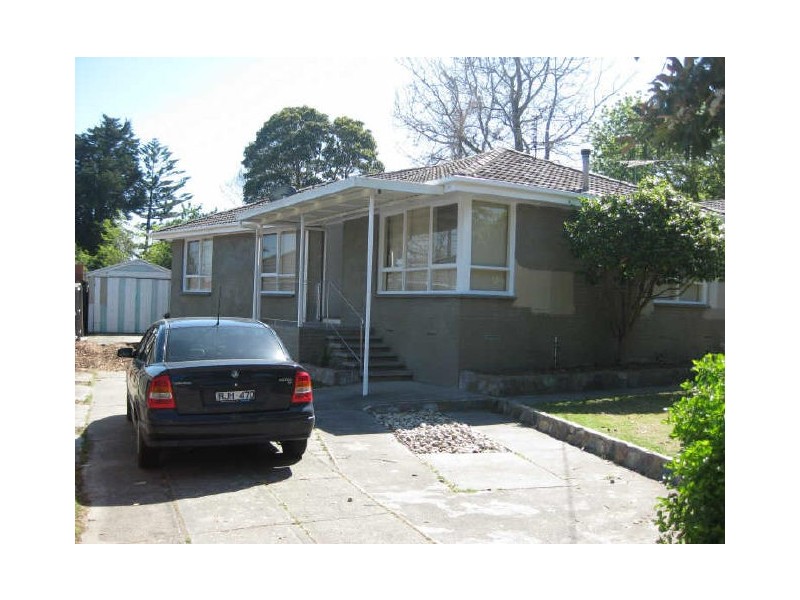 6 Towerhill Road, Frankston VIC 3199