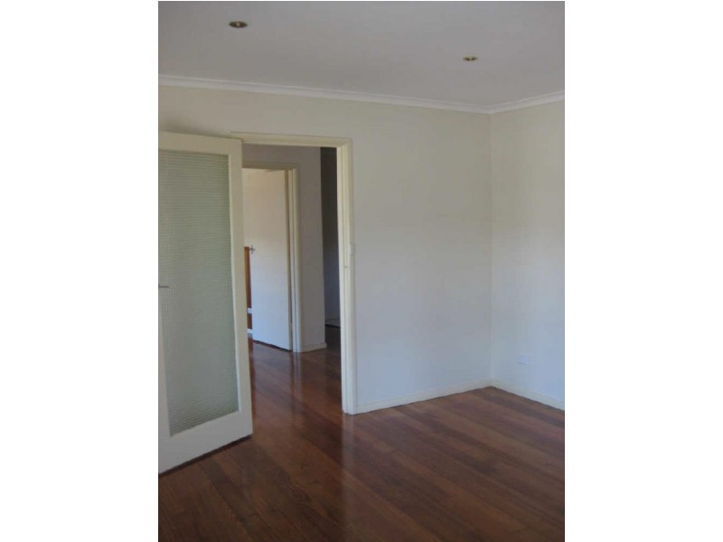 6 Towerhill Road, Frankston VIC 3199