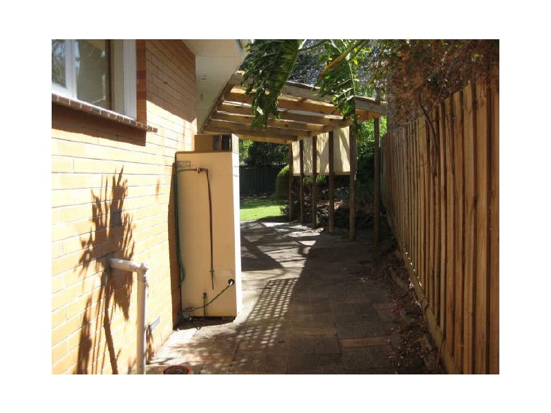 6 Towerhill Road, Frankston VIC 3199