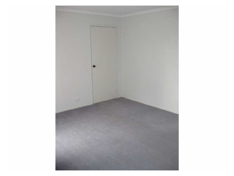 18 Dutton Close, Lynbrook VIC 3975