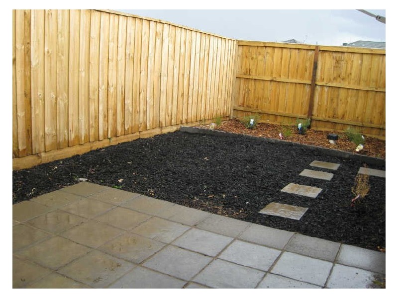 16 Violet Way, Cranbourne VIC 3977