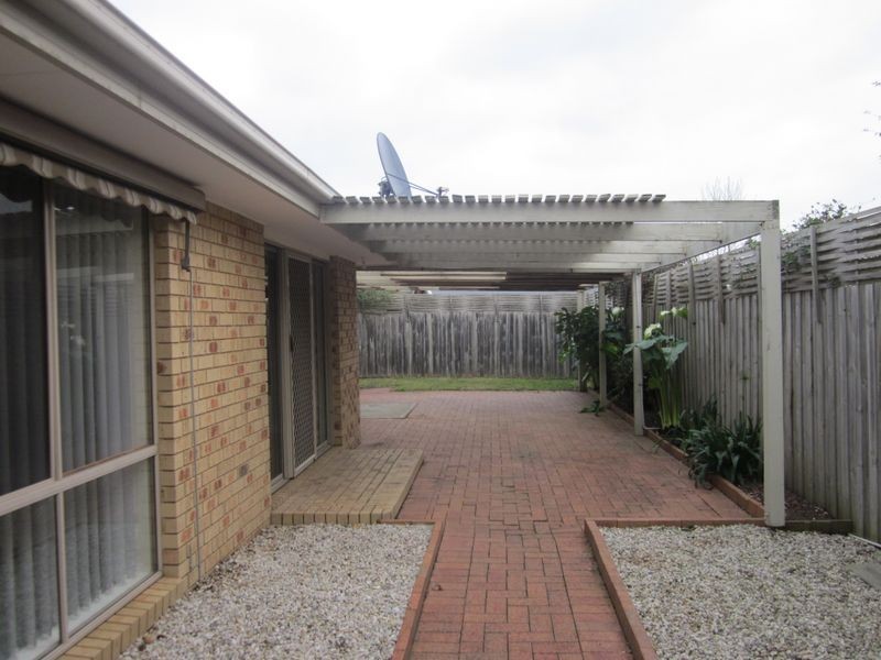 25 Wood Road, Narre Warren South VIC 3805