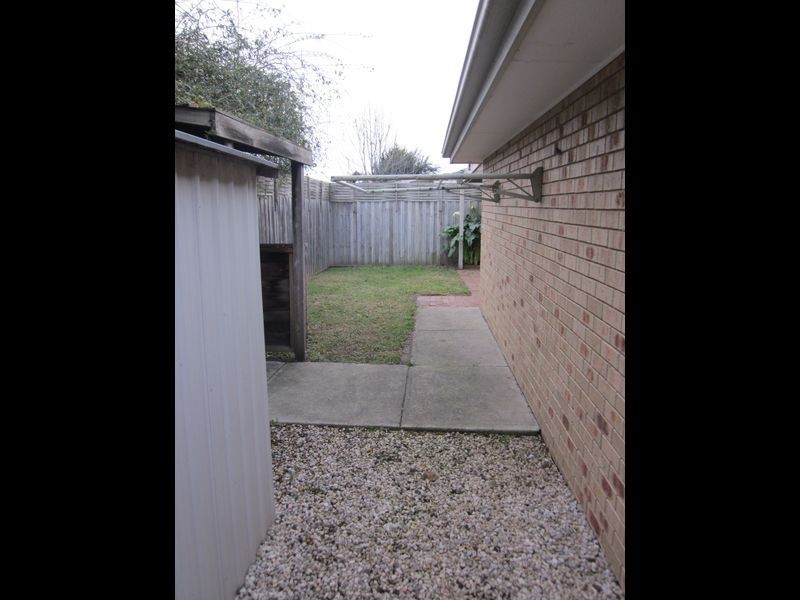 25 Wood Road, Narre Warren South VIC 3805