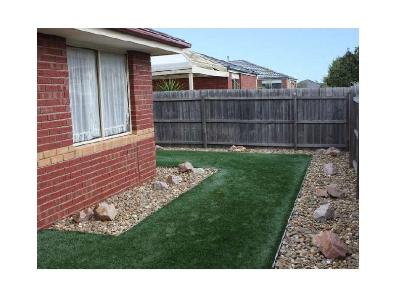 5 Cadell Place, Berwick VIC 3806