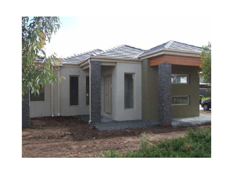 182 Traquil Lane, Cranbourne North VIC 3977