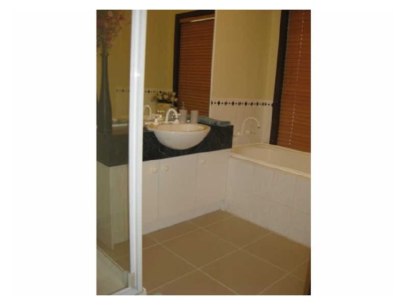 14 Crabill Walk, Narre Warren South VIC 3805