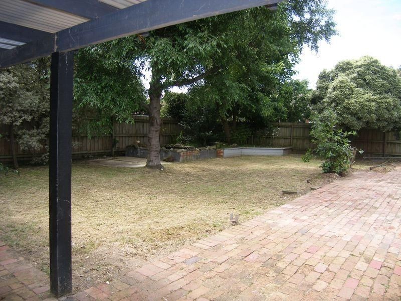 58 Saxonwood Drive, Narre Warren VIC 3805