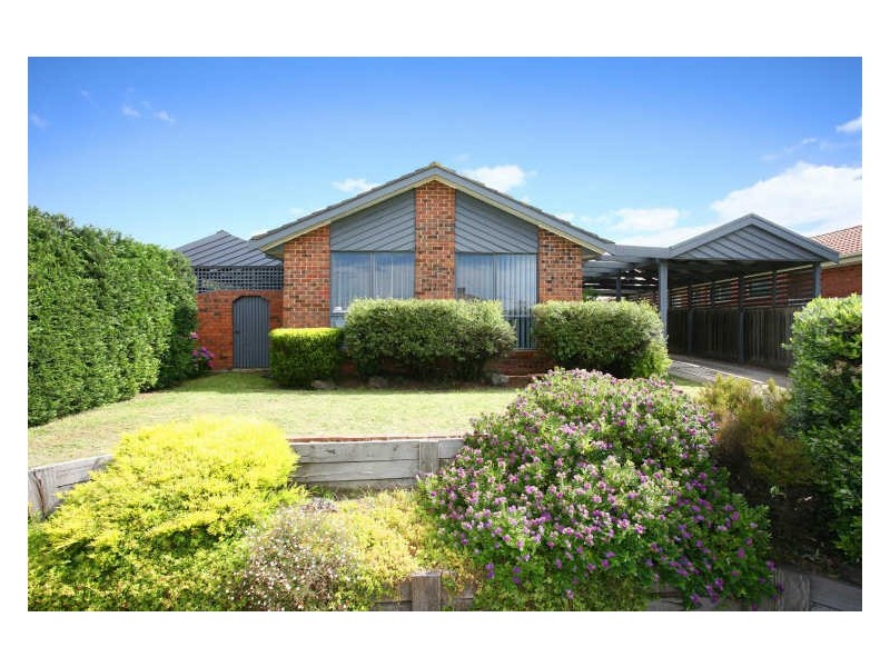 57 Lodge Crescent, Berwick VIC 3806