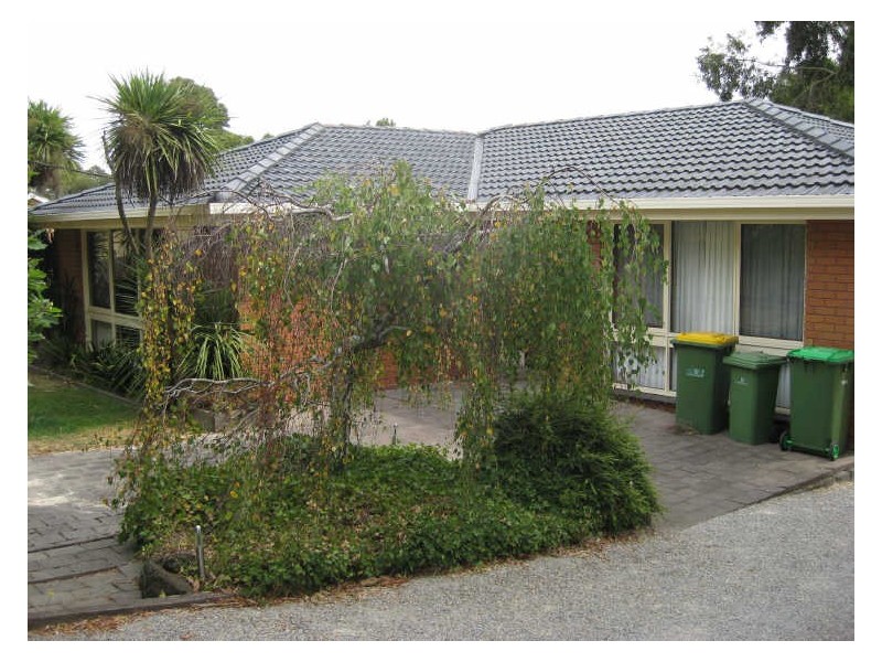 22 Lyle Avenue, Beaconsfield VIC 3807